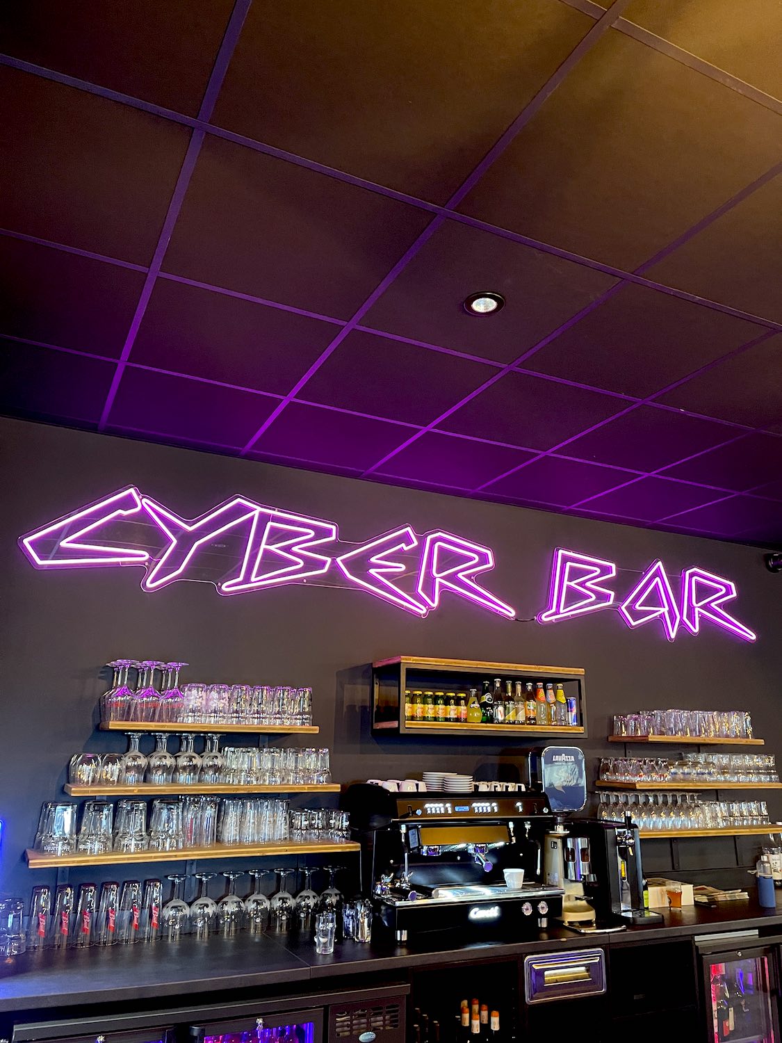 Eva Rennes Cyber Bar