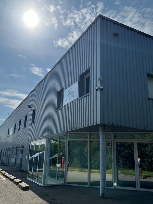 Façade bâtiment d'activité Precival à Bruz
