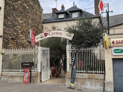 Le Cyrano